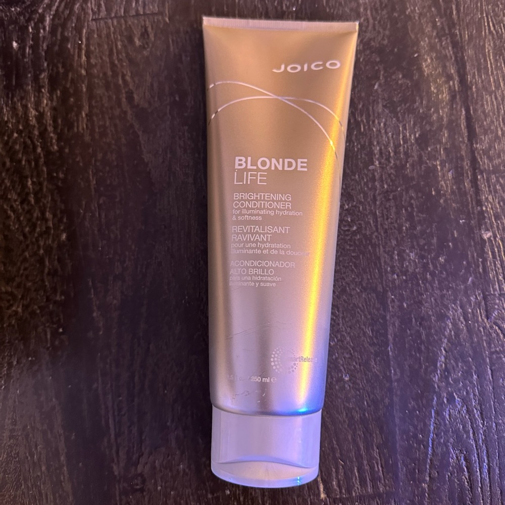 Joico brightening blonde conditioner